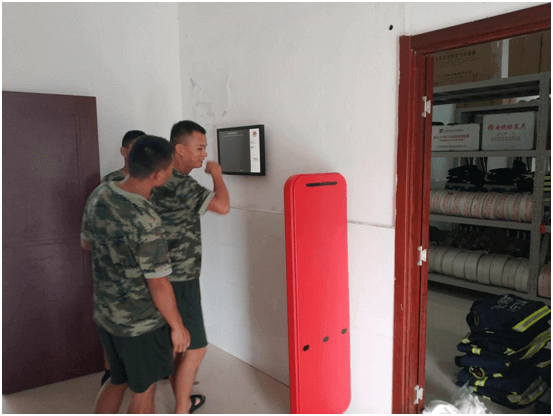 濟(jì)南某隊(duì)為提高備品管理升級，使用浦豐科技智能柜、智能工具柜